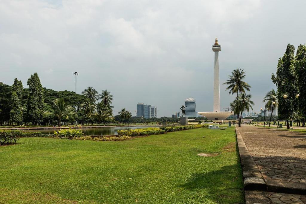 U Stay Hotel Mangga Besar Jakarta Exterior photo