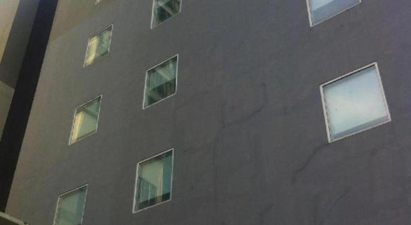 U Stay Hotel Mangga Besar Jakarta Exterior photo