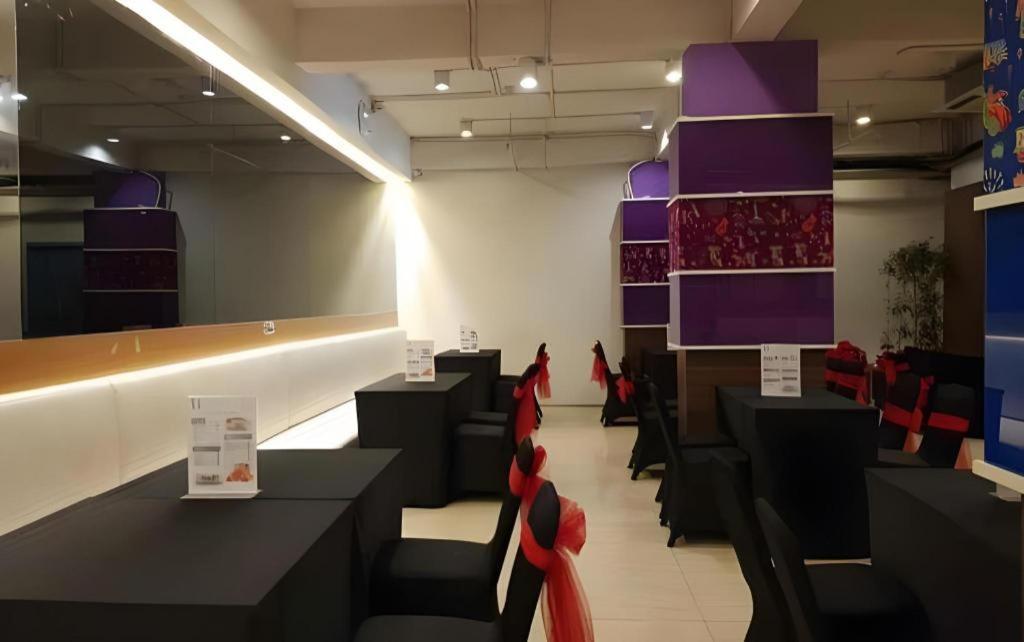U Stay Hotel Mangga Besar Jakarta Exterior photo