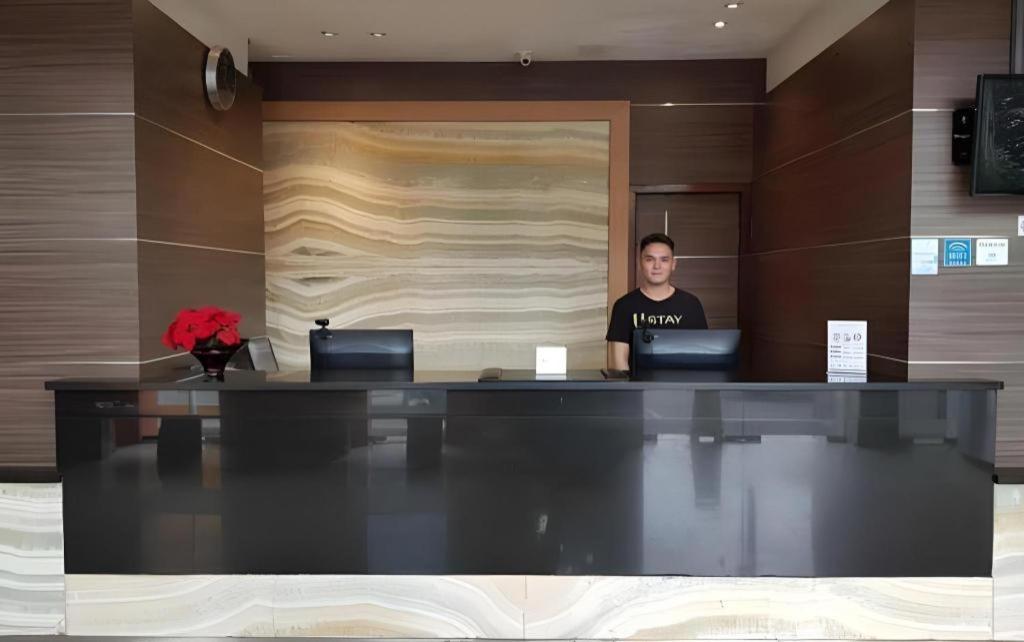 U Stay Hotel Mangga Besar Jakarta Exterior photo