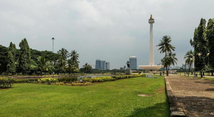 U Stay Hotel Mangga Besar Jakarta Exterior photo